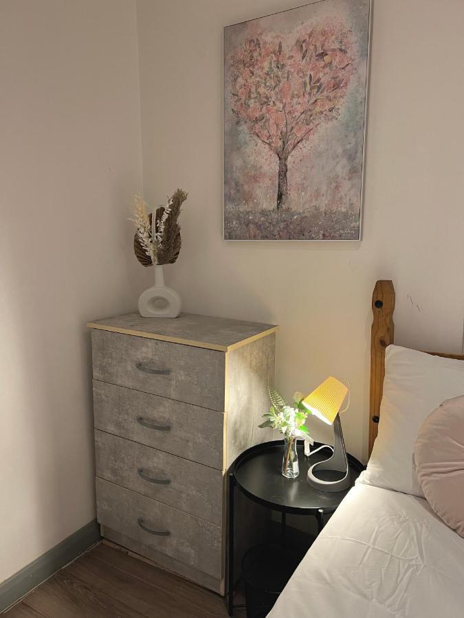 3 Bedroom Flat In King'S Cross, St Pancras'S. 8 People London Exterior foto